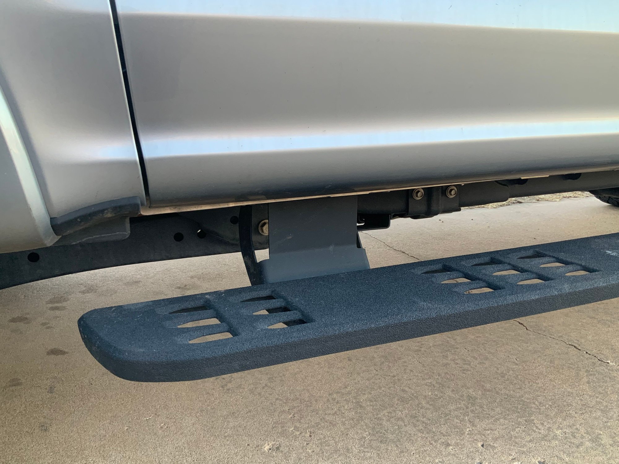 Need to lower the running boards on Wife's new 2022 F350 Tremor Page