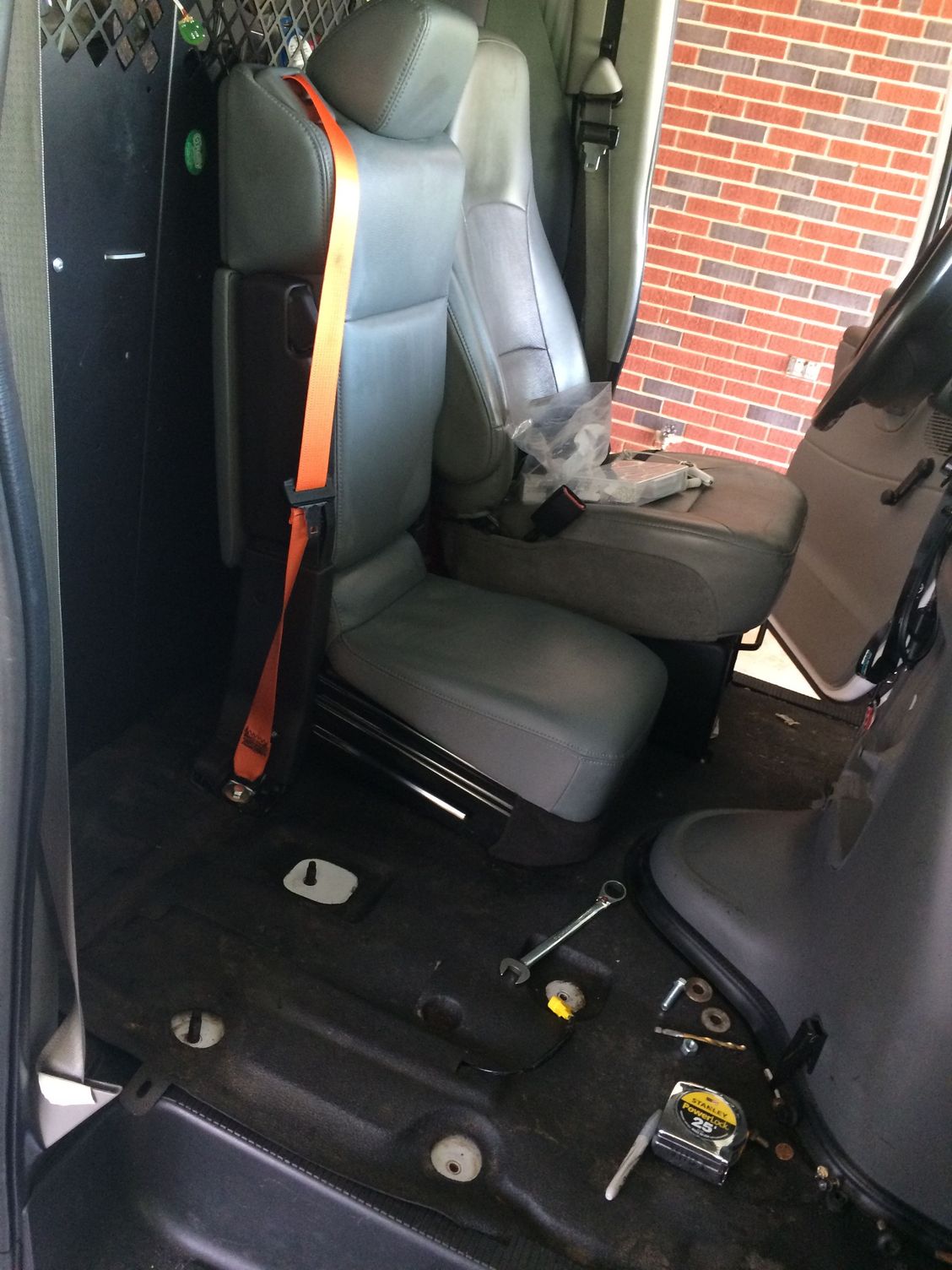 Anyone install a jump seat in a E250? Ford Truck Enthusiasts Forums