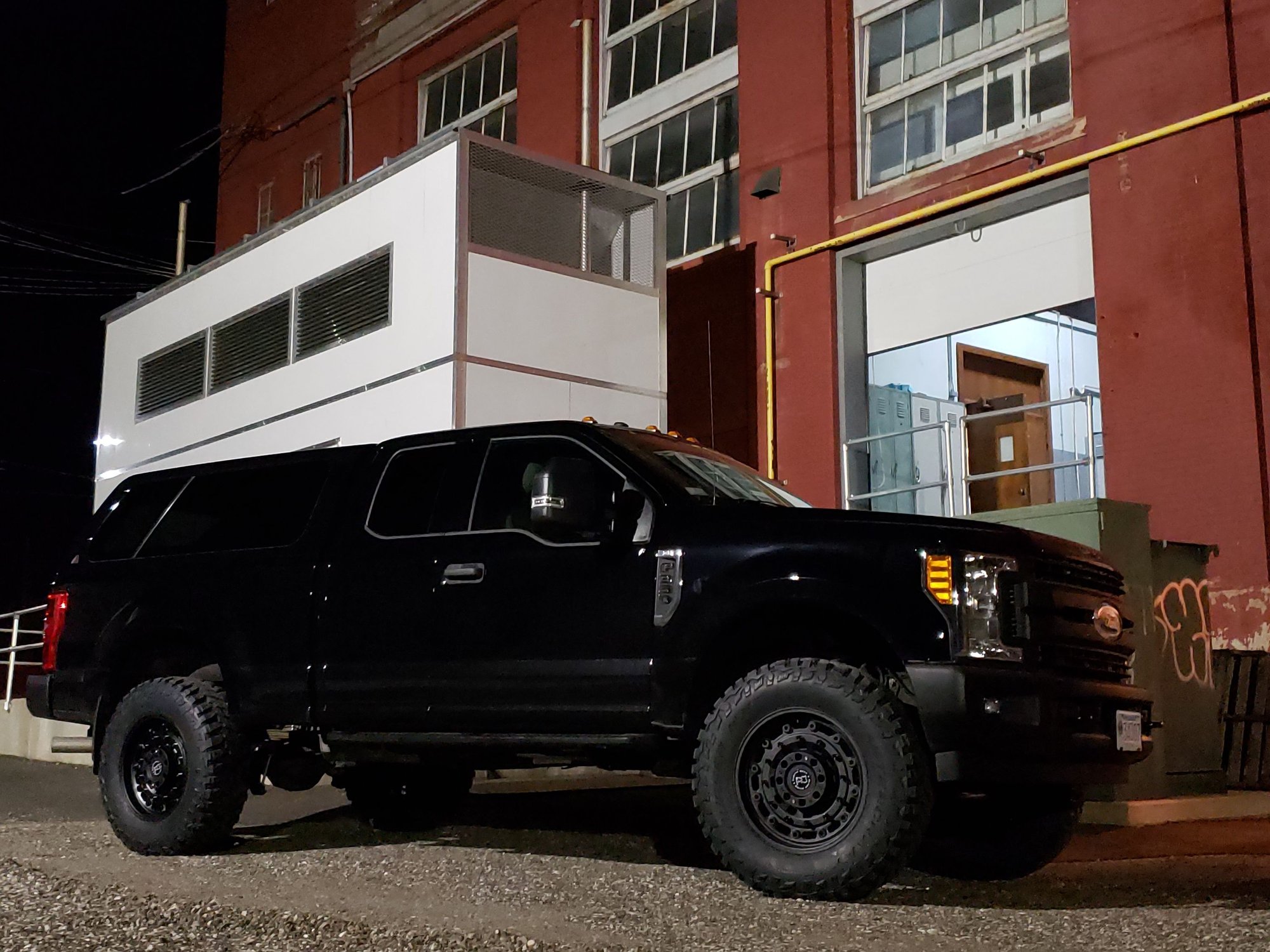 Black Rhino Arsenal w/37's - Ford Truck Enthusiasts Forums