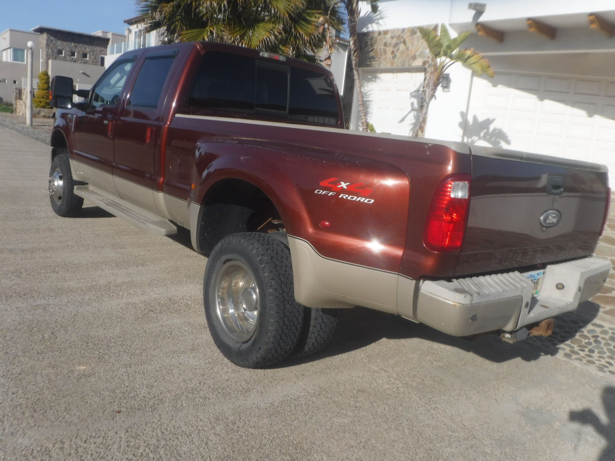 2008 Ford F-350 Super Duty - 2008 Ford F350 Super Duty Crew Cab Dually 8 ft Bed 4X4 - Used - VIN 1FTWW33R48EA69308 - 201,636 Miles - 8 cyl - 4WD - Automatic - Truck - Brown - San Ysidro, CA 92173, United States