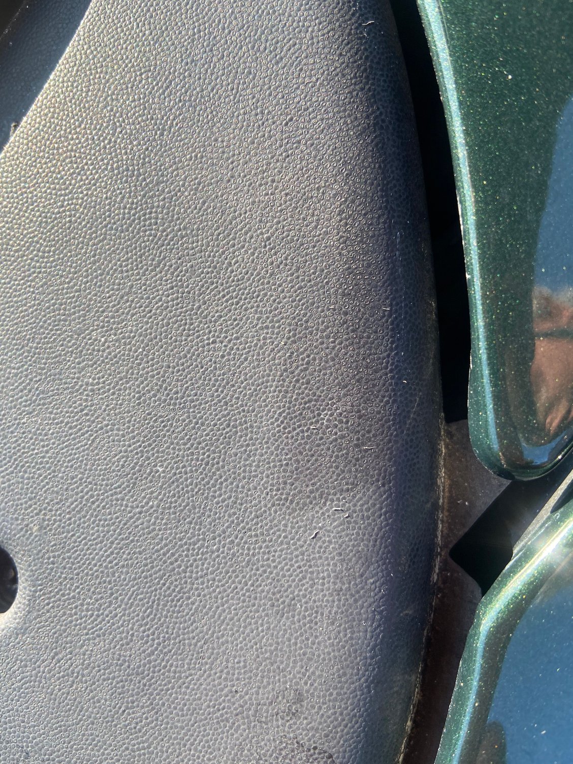 Removing Wax and Water Marks from Plastic Trim. Ford Truck