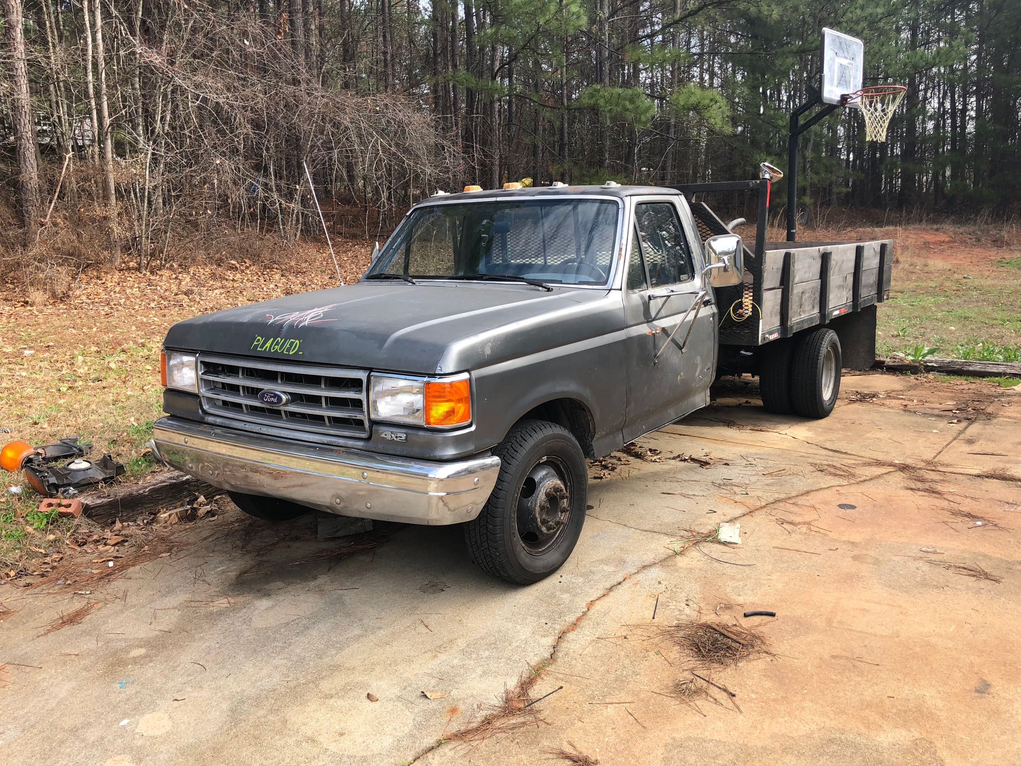 1987 Ford F-350 - Non-running '87 F350 flatbed - Used - VIN 1FDKF37L0HNA88163 - 64,000 Miles - 8 cyl - 2WD - Manual - Truck - Gray - Loganville, GA 30052, United States