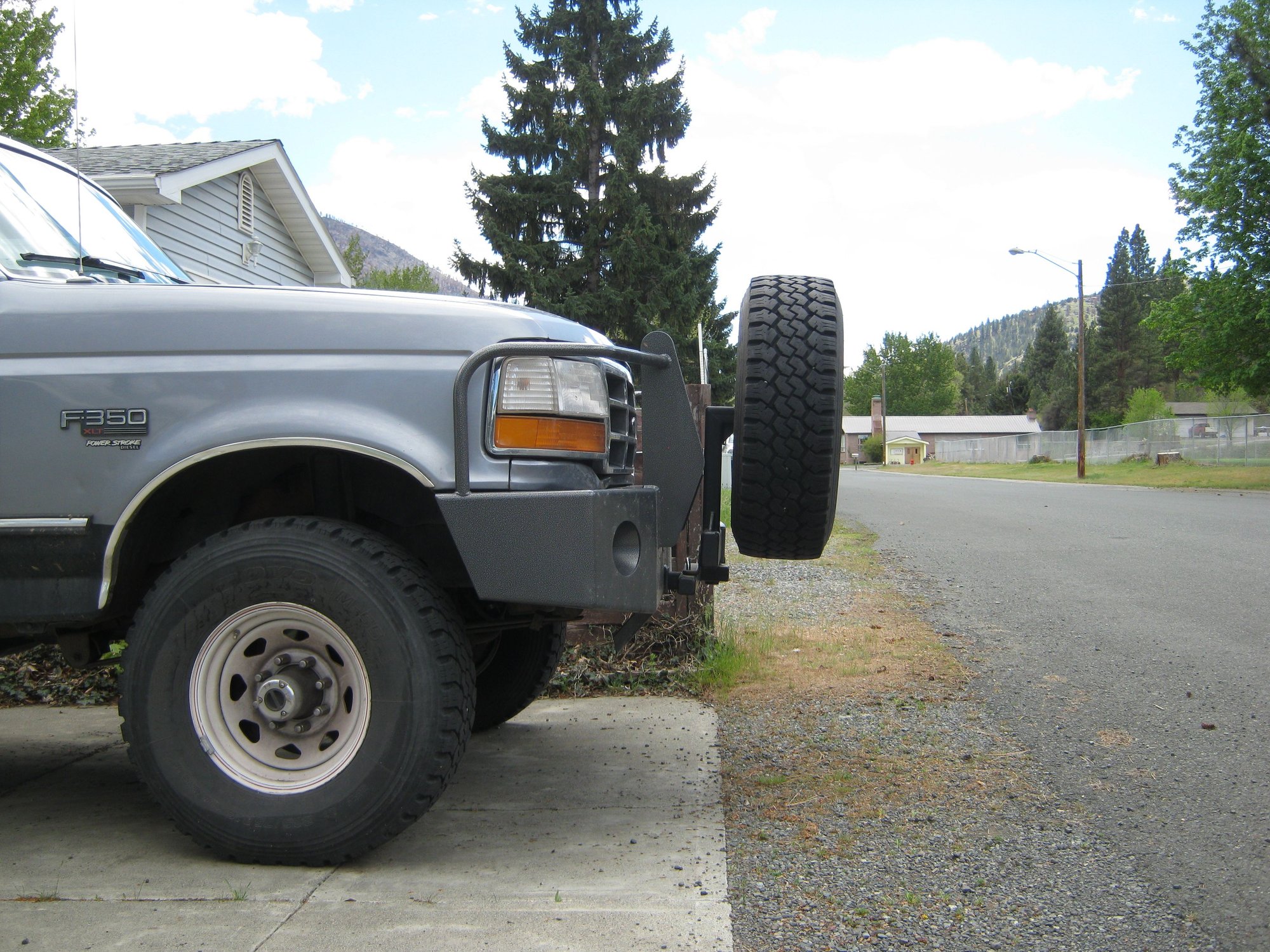 Mount spare tire in front? Ford Truck Enthusiasts Forums