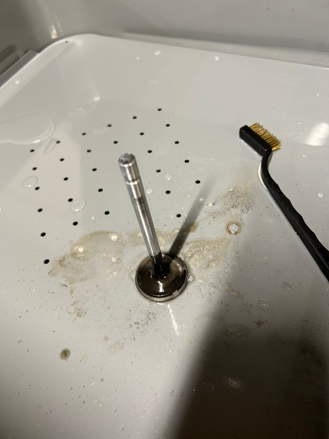 This is what they were looking like when I first started the exhaust valves anyways they had quite a bit of carbon on them