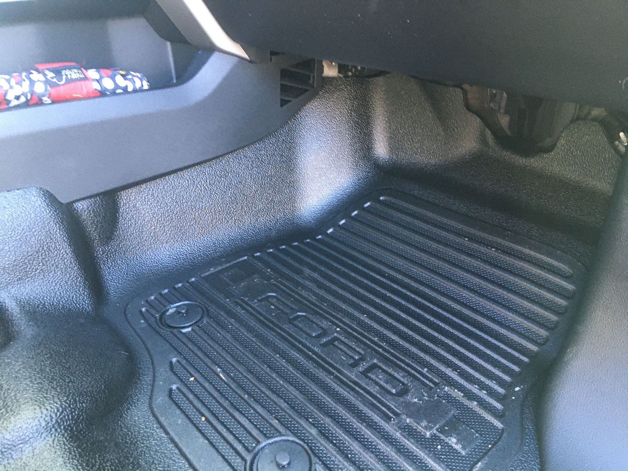 Floor liners for carpet delete option (factory vinyl flooring) Page 3