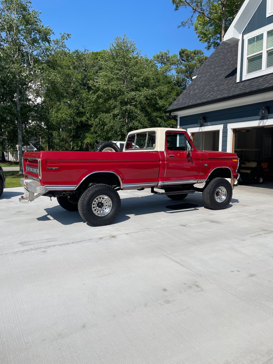 One of 212 built in this combination. 