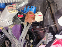 bus connector where I traced S wire breakout