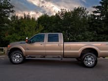 2012 F350 6.7L 4x4 Lariat Ultimate FX4, Chrome package