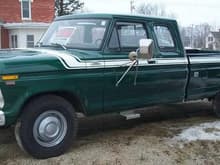 Green Beast 1977 Ford F250 SuperCab