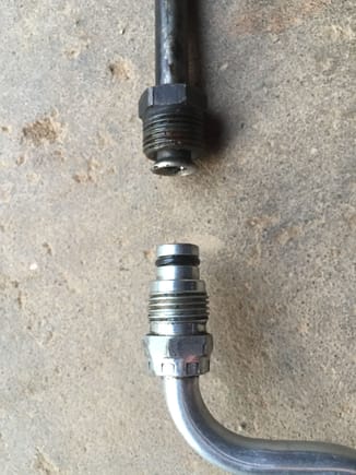 One with the o-ring is my 78 high pressure hose and the other is the 77 Lincoln high pressure port.