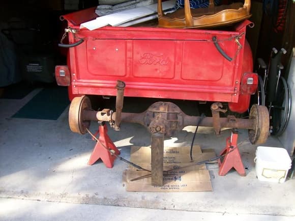 My $75.00  9&quot; rear-end...complete...the day it came home.
I was told it came out out a 1970 F100...after measuring it up...that could be true...