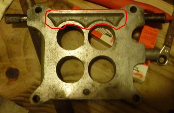 64 thunderbird carb spacer. Using it for a carb spacer between the 390cfm holly and offey DP.