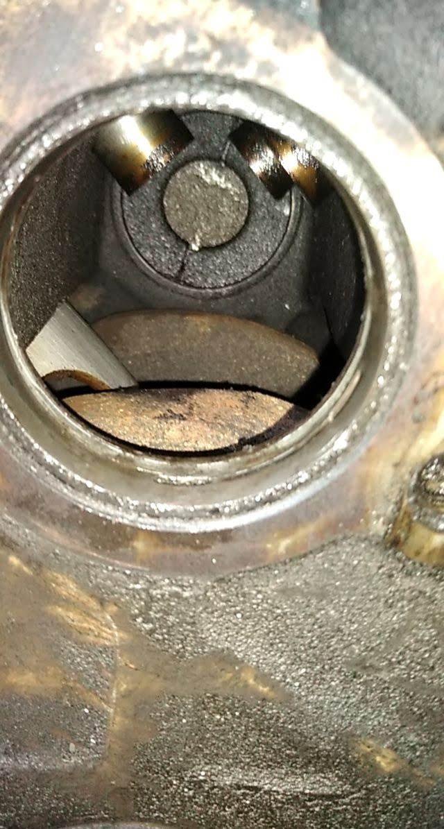 Camshaft stuck.... Ford Truck Enthusiasts Forums