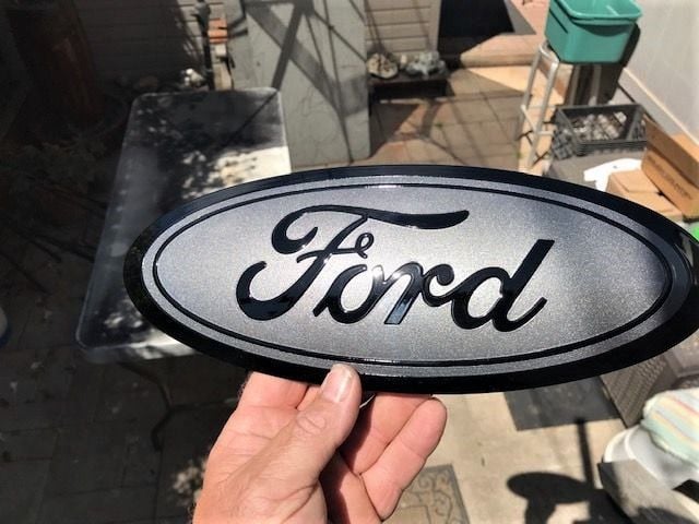 Exterior Body Parts - 2017 - 2019 F250 F350 Ford Super Duty Painted Emblems F-250 F-350 - Used - 2017 to 2021 Ford F-250 - Salinas, CA 93906, United States