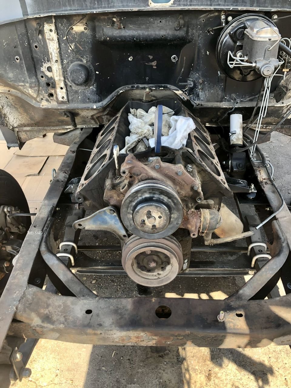 This pic shows the engine offset to the right.
