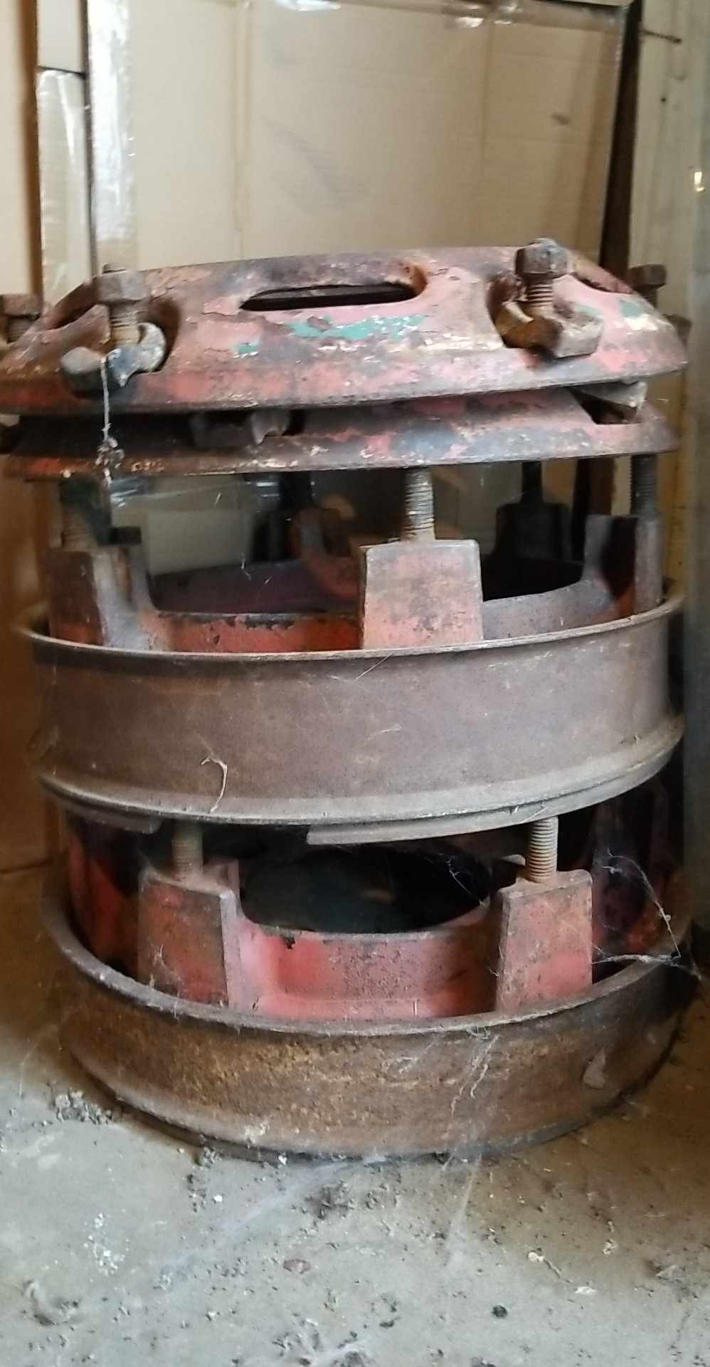 Wheels and Tires/Axles - Set of front and rear 8-hole demountable wheel adapters for '48-'52 F7 / F8 trucks - Used - All Years  All Models - Tacoma, WA 98404, United States