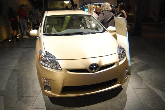 2010 Toyota Prius Front End