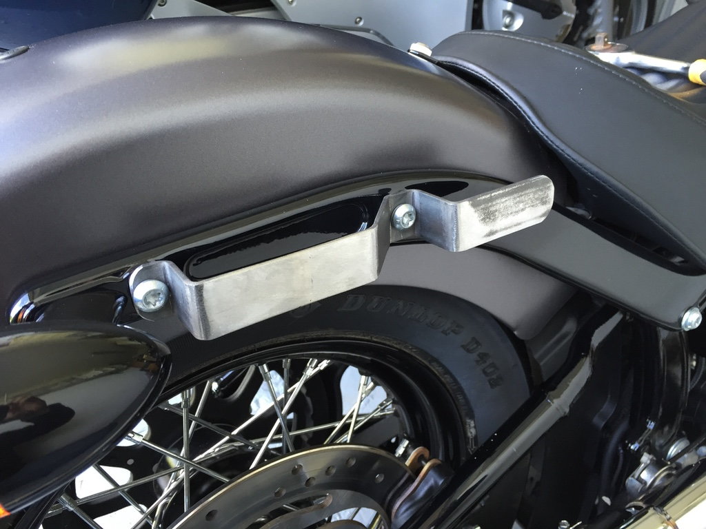 softail slim hard saddlebags