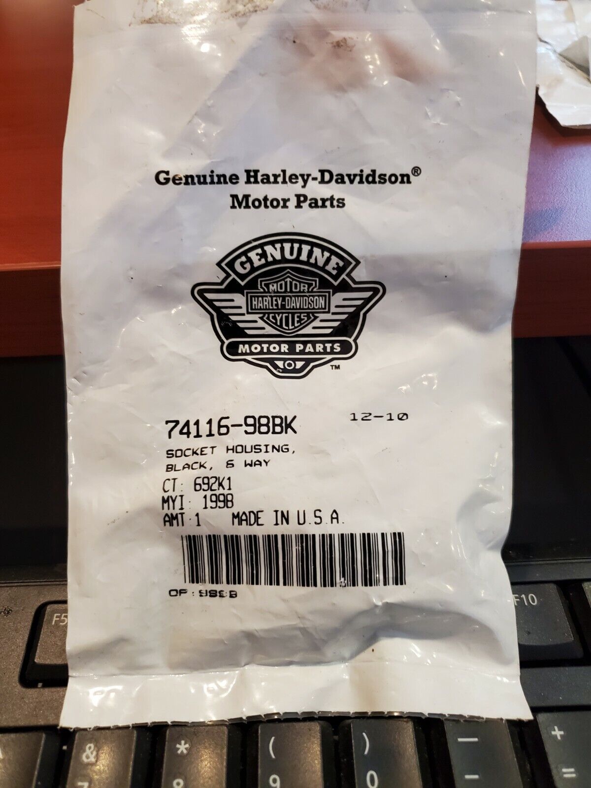 HarleyDavidson 7411698BK Black Socket Housing 6 Way Harley Davidson