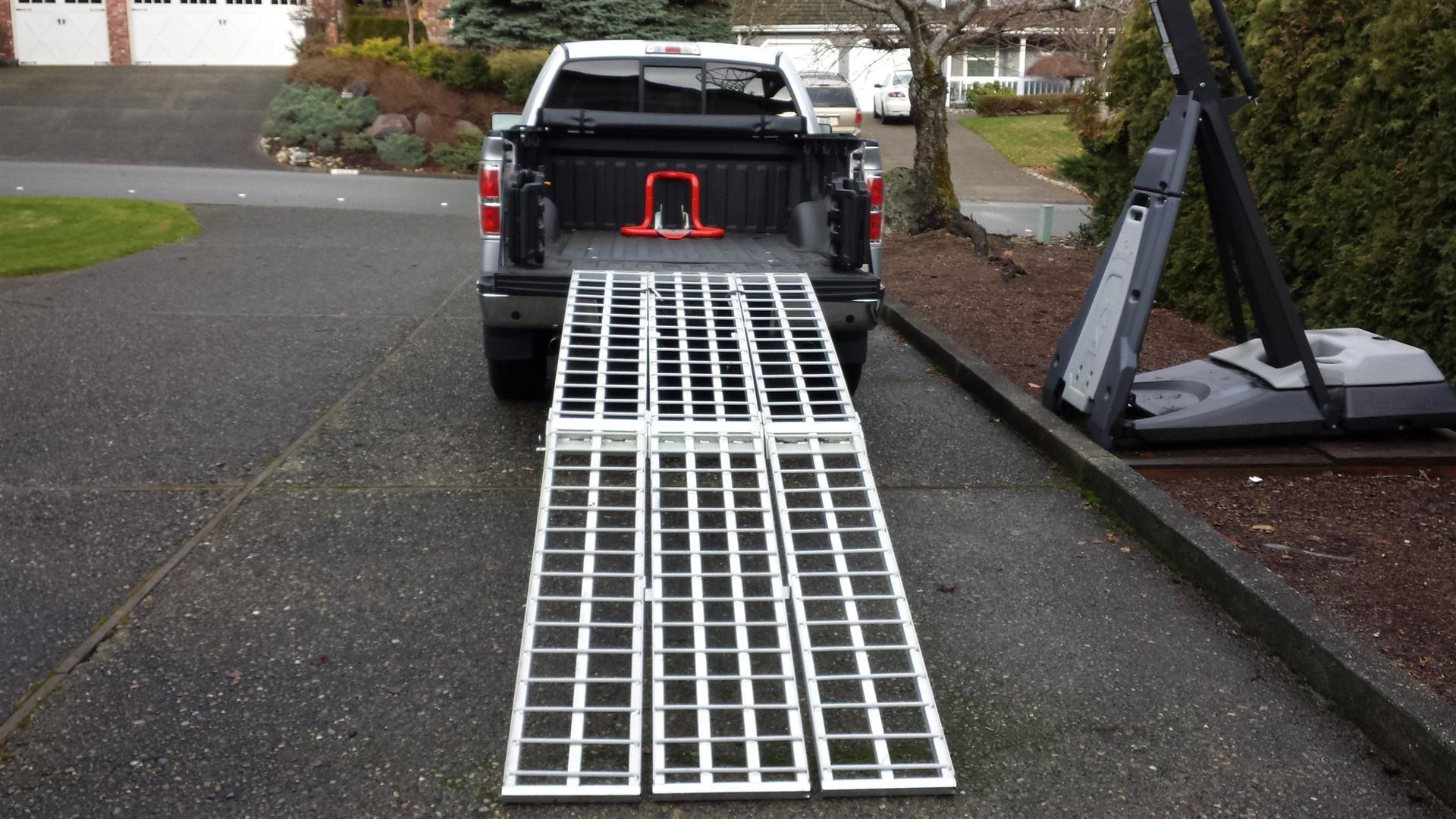 Anyone know a good tailgate ramp like this? Harley Davidson Forums