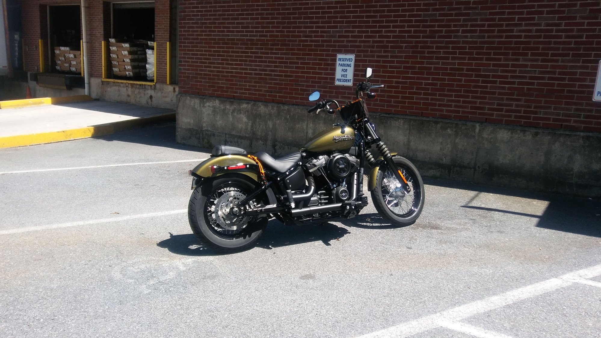 2018 street bob price