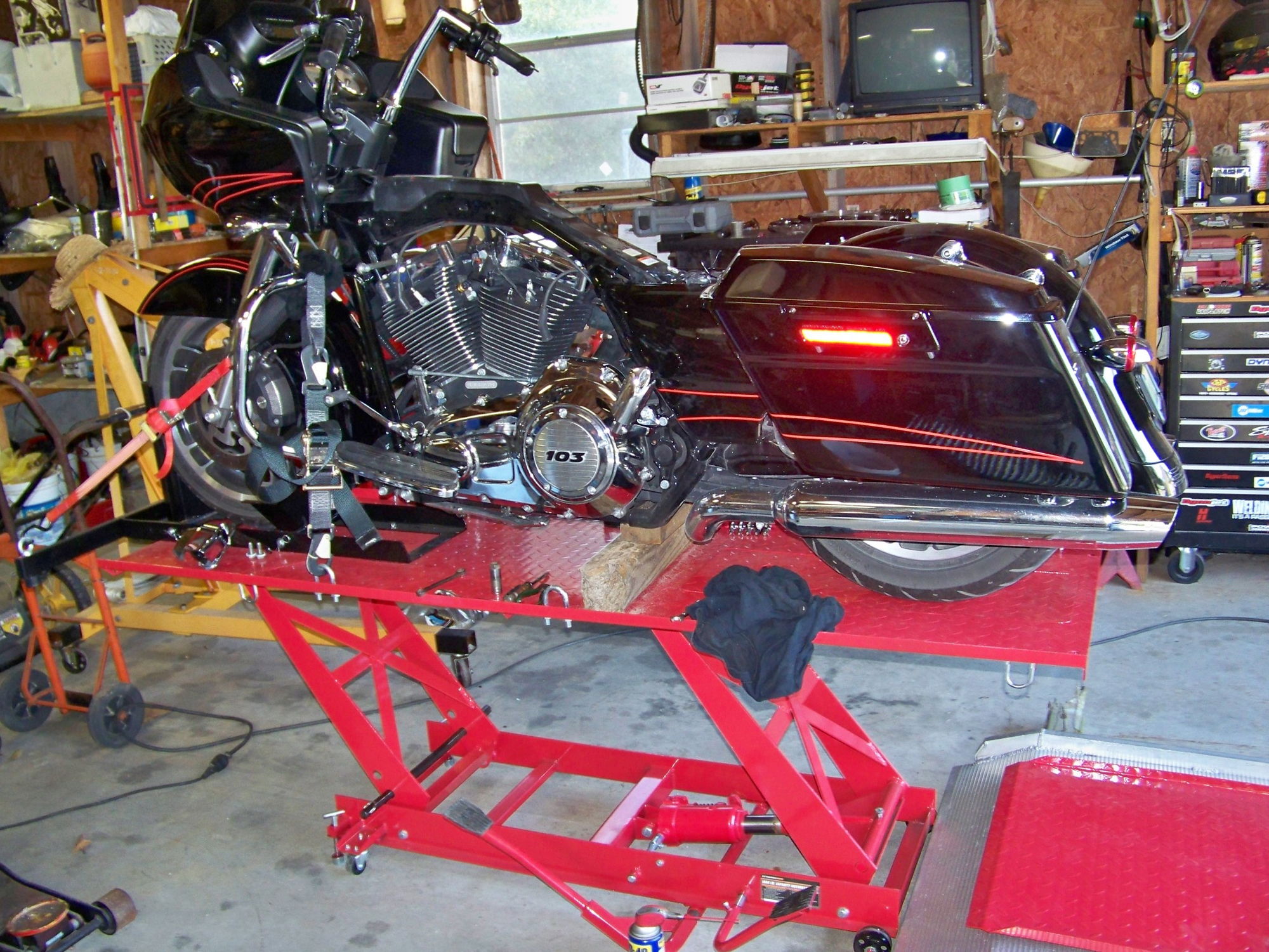 Harbor Freight Motorcycle Lift - Harley Davidson Forums