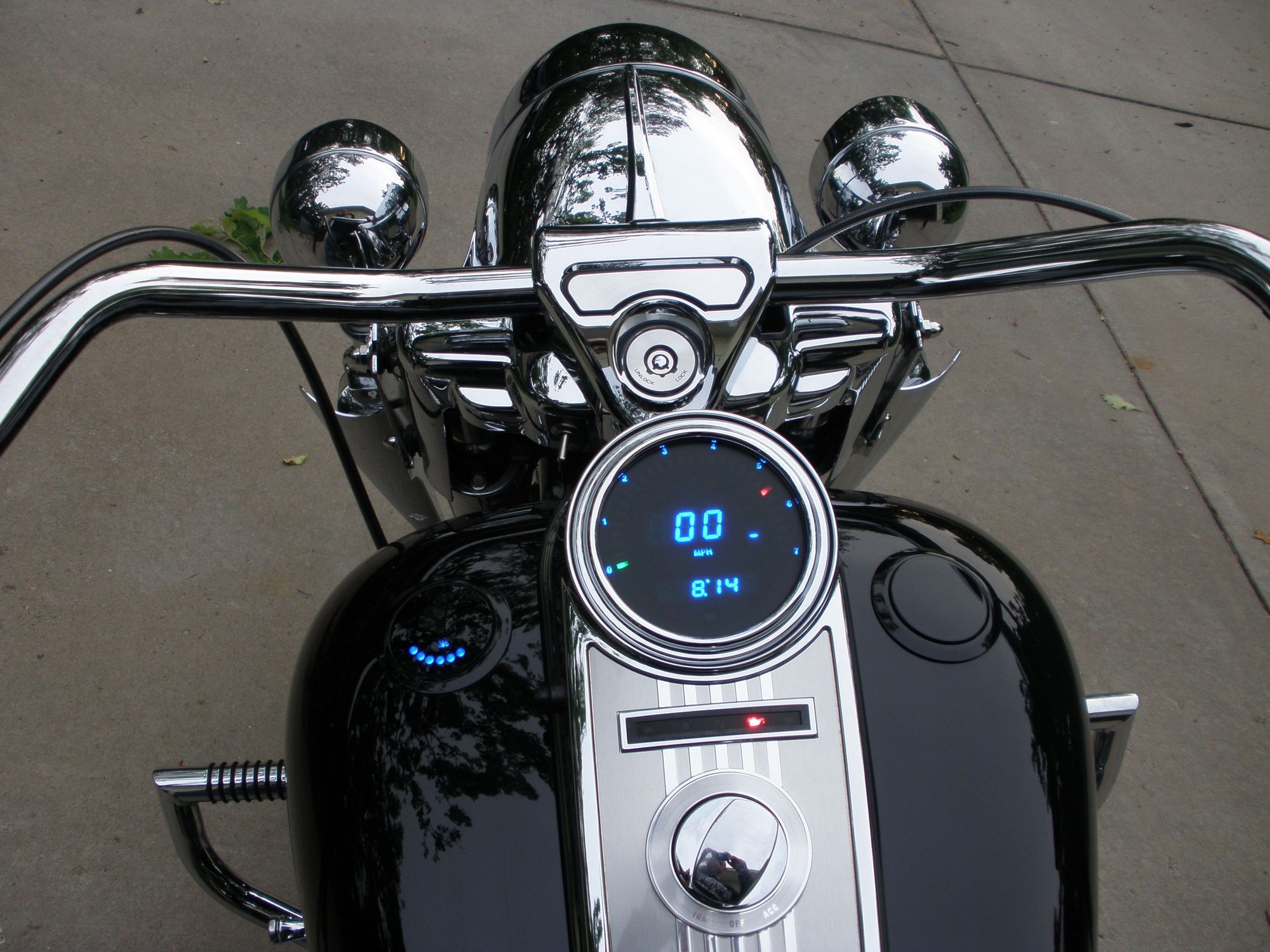Flush Mount Gas Cap and Fuel Gauge Harley Davidson Forums