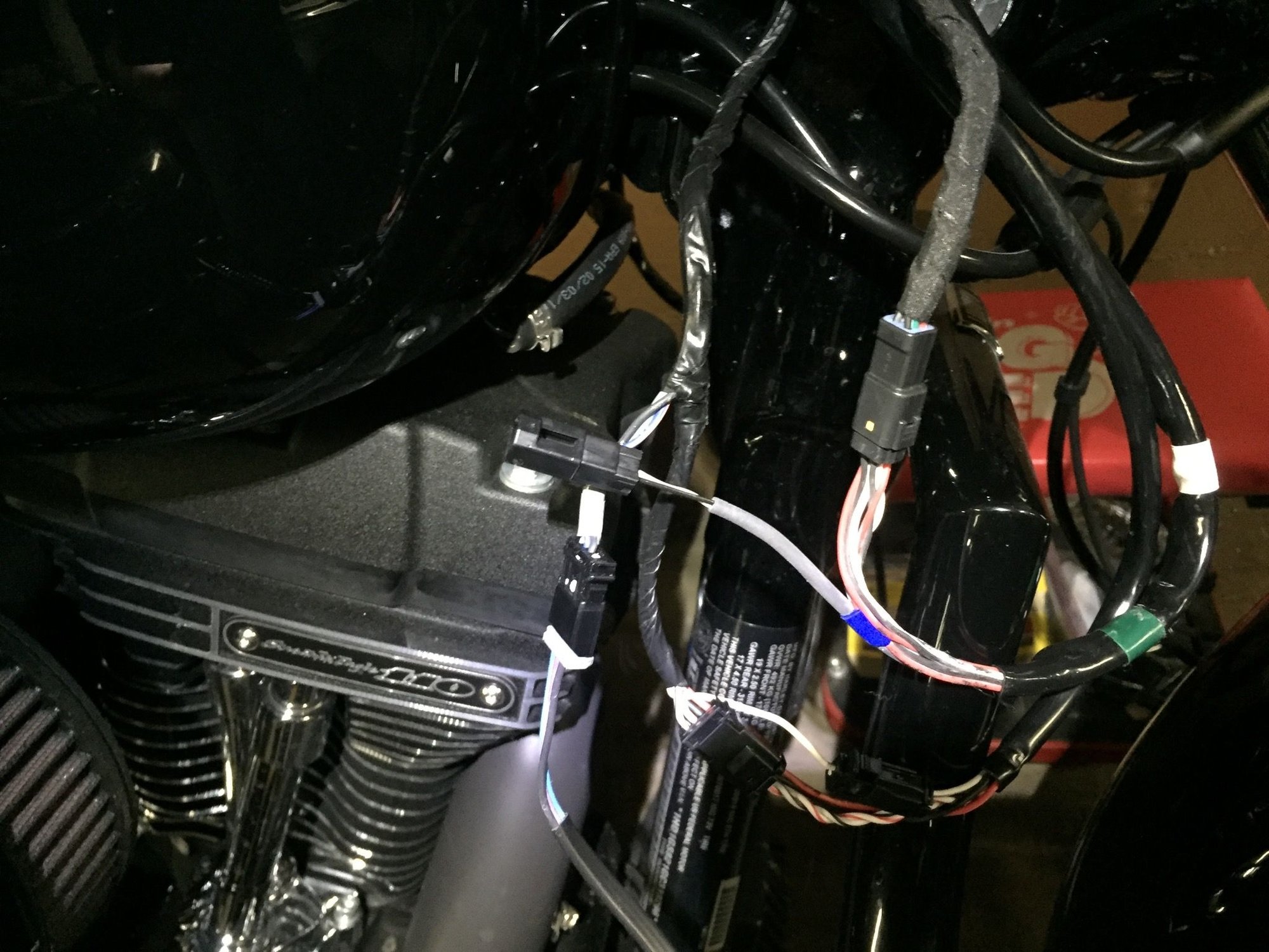 Help please, anyone with a FXDLS service manual - Harley ... harley tbw wiring diagram 