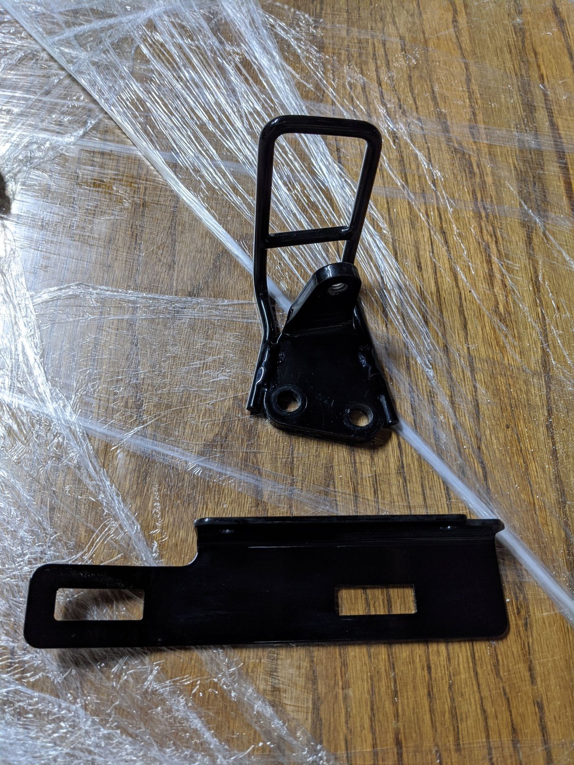 SingleSided Swingarm Bag Mounting Brackets Harley Davidson Forums