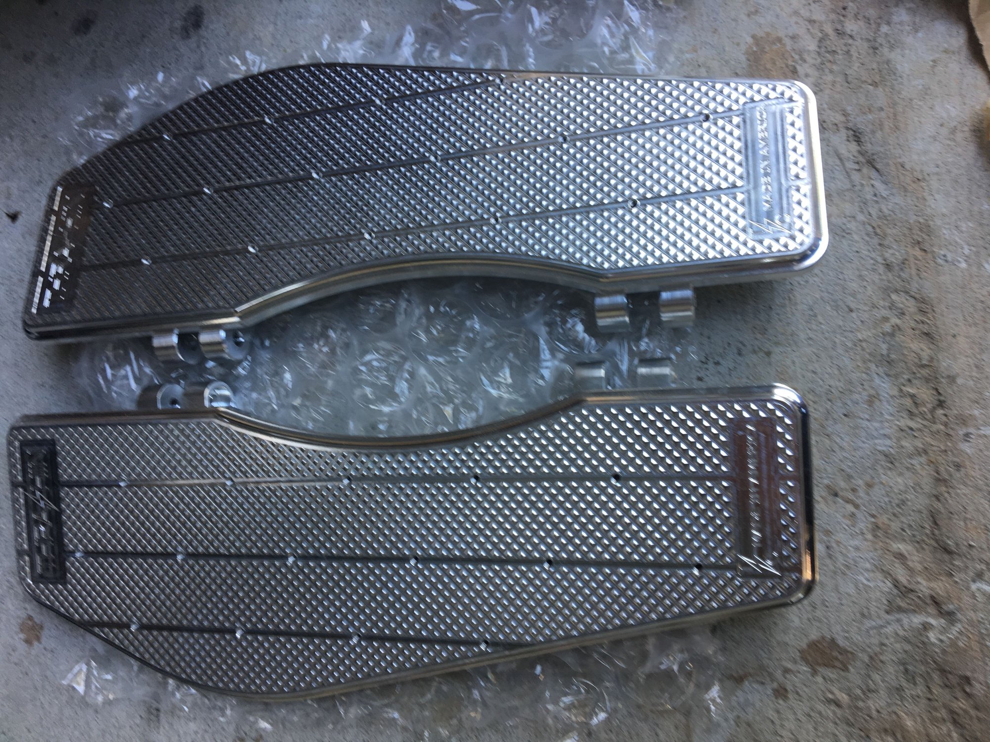 Thrashin Supply Driver & Passenger Floor Boards w/ P54 Highway Pegs