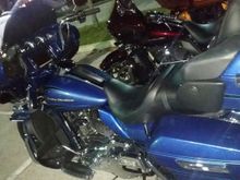 Painted Harley Fairings done mine at Biketober fest along with inner fairing