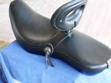 Corbin Gunfighter and Lady with Ovalbac