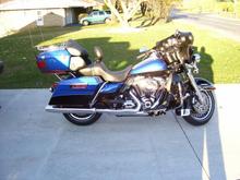 2010 ELECTRA GLIDE ULTRA CLASSIC LIMITED IN FLAME BLUE PEARL OVER VIVID BLACK. PURCHASED AT GROVE'S HARLEY IN WINCHESTER VA. ON 11/6/09.