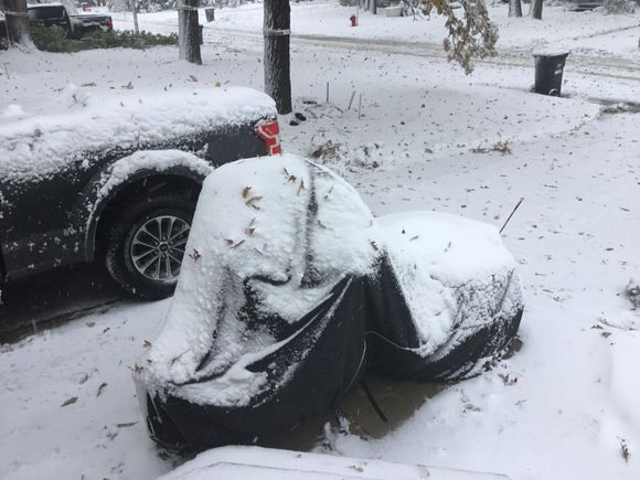 Was riding with the T-shirt on Tuesday this is Thursday!
Please remind me why I live here?
Our summers are awesome but this bites!