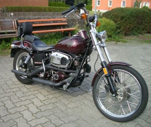 & heirs one that was for sale at an H-D dealer this last summer , in Germany . . .