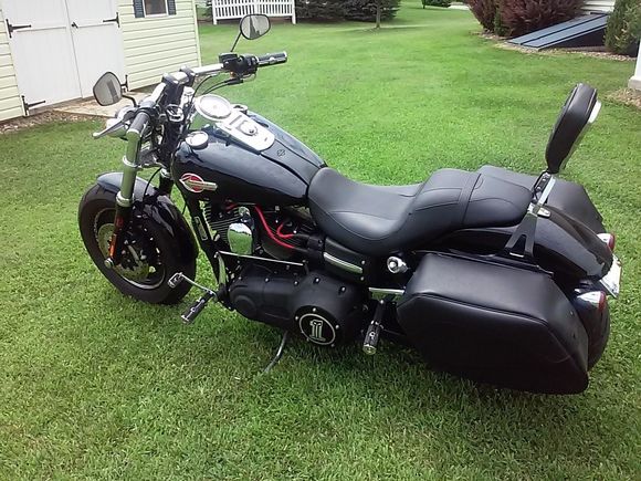 Took some time to get rear fender all done. Only real issue I had with bike was the stock fender