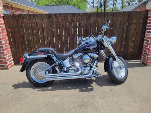 '02 w/ 9800 mi $9500