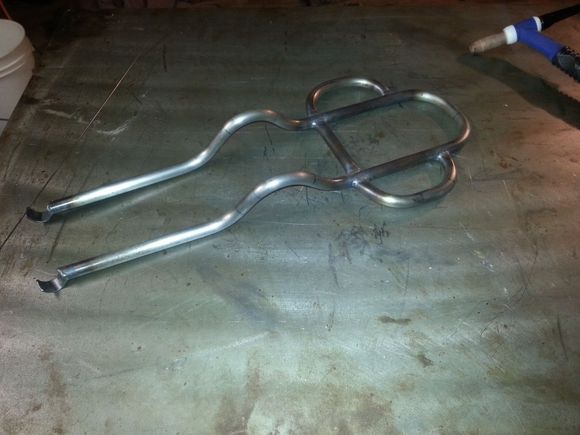 Bent 1/2" tubing then welded.