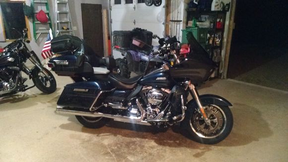 2016 Ultra Cosmic Blue Pearl loaded for Upstate NY trip 2016