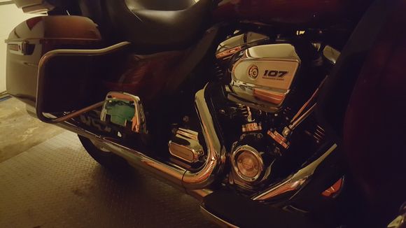 Here is a pick showing tue 2016 headpipe on the M8.