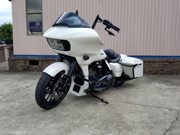 This i what the saddlebag guards look like installed