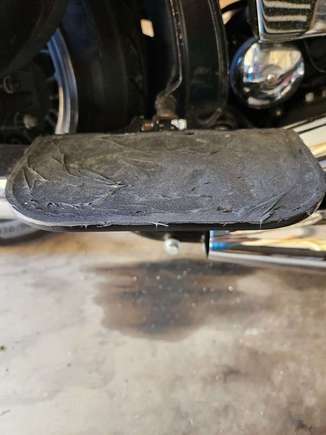 Passenger right-footboard