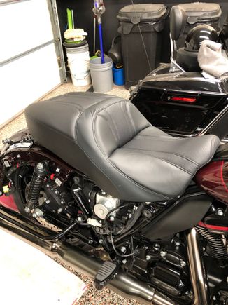 Roadglide CVO seat