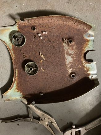 Well the top looks a lot better than the bottom does. 
I put it in a bucket of rust remover