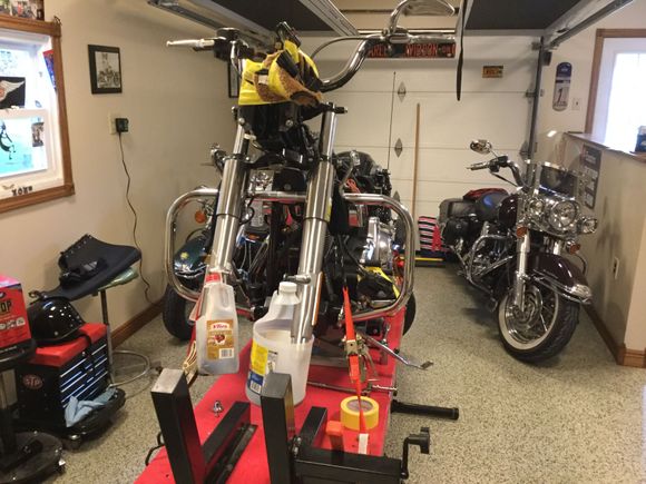 You can easily remove both wheels at the same time 