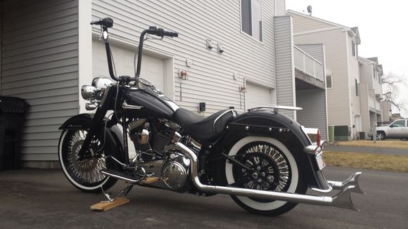 Classically yours Kizzle, i wouldn't do anything else to it, looks great.
