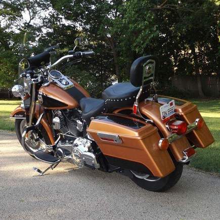 2008 Heritage I used cyclevisions baggertail brackets with oem  Harley bags 