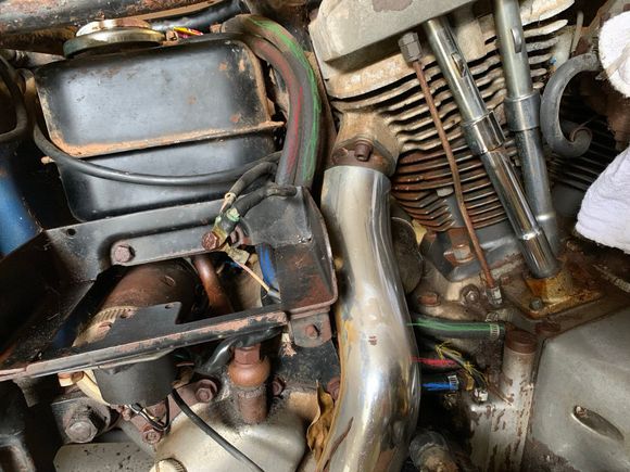 I think it’s that one coming out from underneath now I pushed it down just so it wouldn’t be sticking all up 