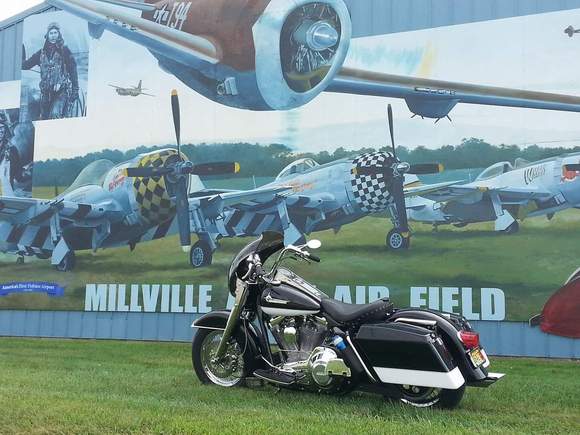 My so far from stock 88 FLHS wearing it's summer fairing, a Memphis Shades Bullet. I swap it out with a MS Batwing for longer rides or bad weather.