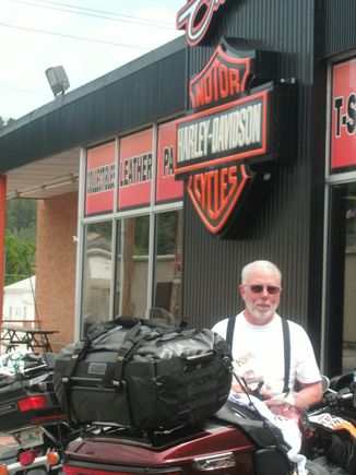 Here it is with that crappy bag, but you can see the straps and the mount.  The bungee cords just kept the bag centered because it liked to move around.